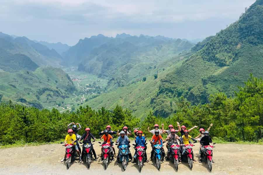 Von Sa Pa: 3 Tage Ha Giang Loop Motorrad Tour mit Fahrer. Foto: GetYourGuide