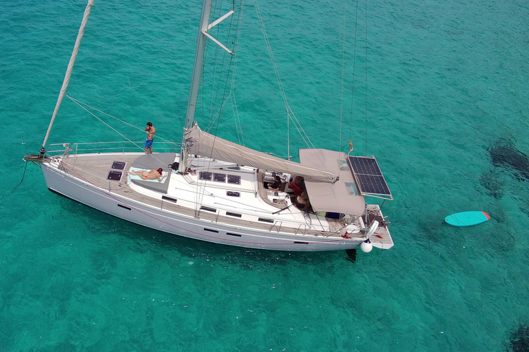 PALMA BAY : 4 HOUR PRIVATE TOUR WITH SAILING BOAT
