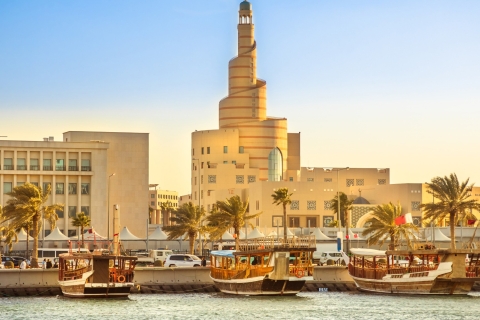 Doha: hoogtepunten van de privéstad en Dhow-cruise.Hoogtepunten van de stad en dhow-cruiserit.