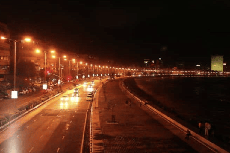 Mumbai by Night: Private Iconic Sights Tour in Lights Private Mumbai Night Tour for Cruise Passengers