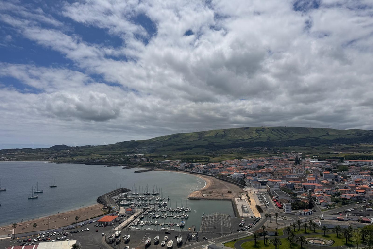 Excursão de meio dia à Ilha Terceira: Baías Encantadas com degustaçãoProgramação de inverno