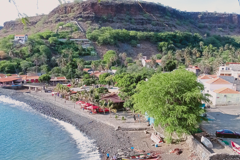Praia: Old Town Tour with a Local Guide – Nha Terra Experience