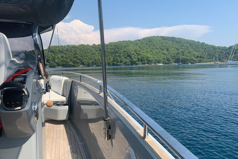 Luxury Private Sunset Cruise with Champagne & Canapés