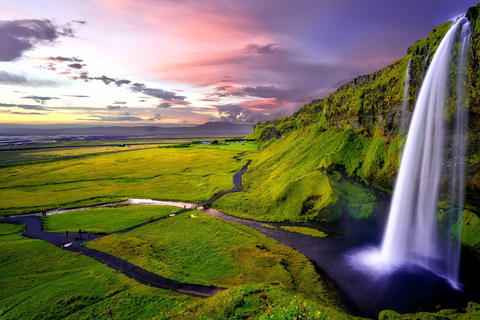 Costa Sur de Islandia. Playa negra, glaсier, cascadas...