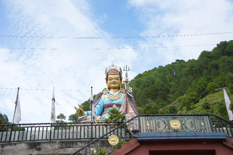 Katmandu: Wycieczka do klasztoru Pharping (jaskinia Asura i Yangleshö)