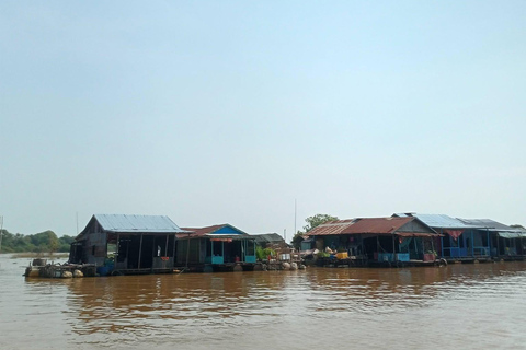 Siem Reap: Angkor Silk Farm & Mechrey Floating Village Tour