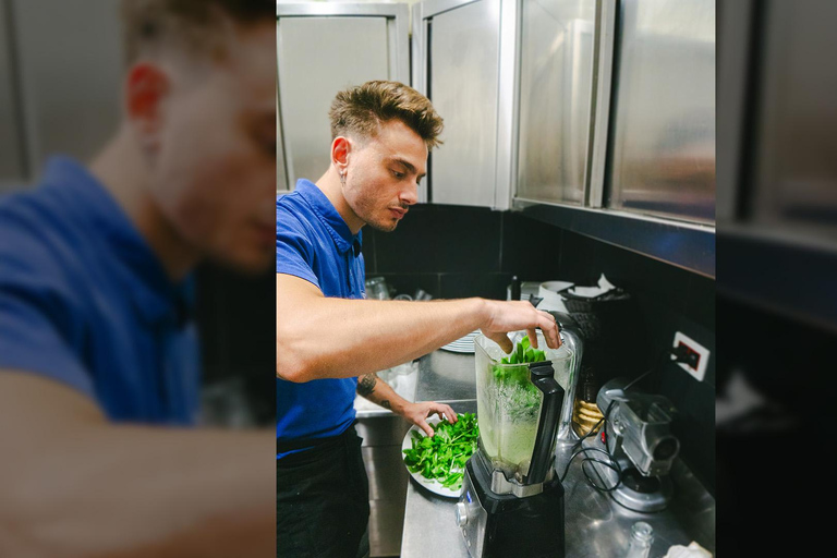 Genova: Cook and Enjoy a full Ligurian menu with local chef