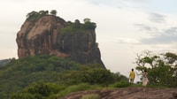 Nicht-touristische Sigiriya auf Tutuk - Hizvo