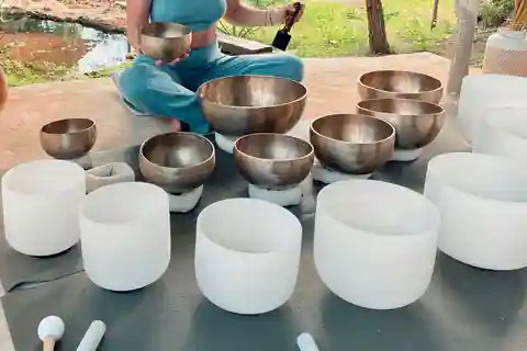 Ibiza: Kakaozeremonie & Klangbad mit Klangschalen