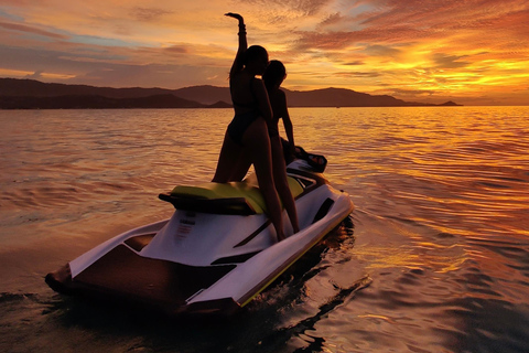 Aluguer de Jet Ski em Pattaya pela TSA Tailândia1h de aluguer