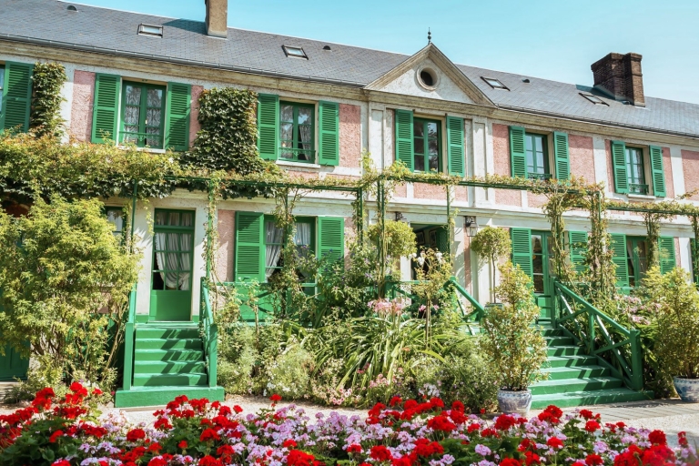 De Paris: excursion d'une journée à Giverny et à VersaillesDe Paris: visite guidée en anglais