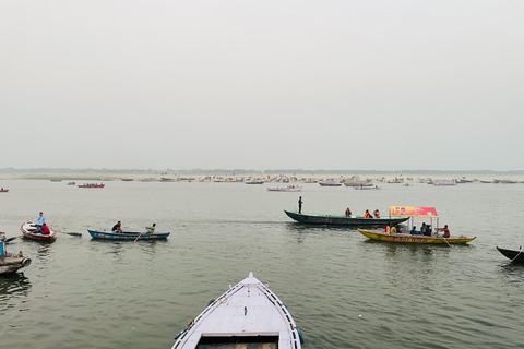 Varanasi: Dasaswamedh Ghat - Ganga Arti - Kashi VishwanathCarro particular + guia turístico + passeio de barco