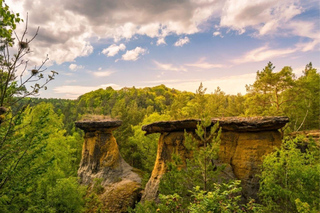 From Prague: Hiking Day — Rock Dwellings, Castle & Picnic