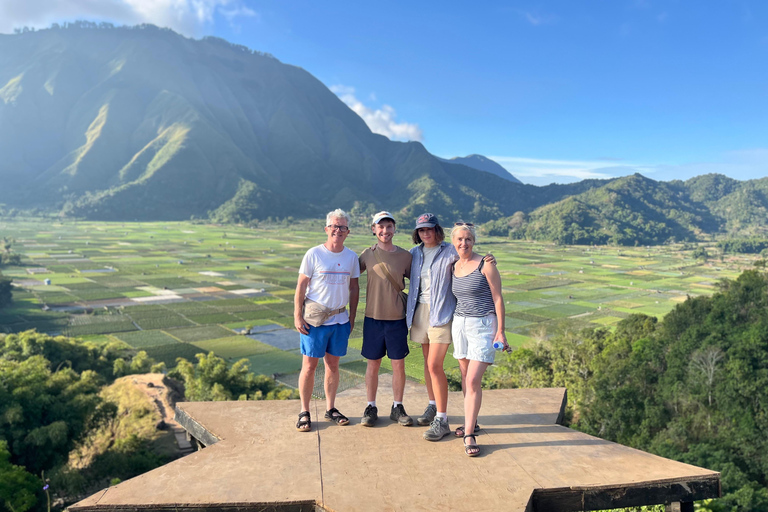 Lombok: Car Hire With Driver LUXURY CAR 10 HOURS