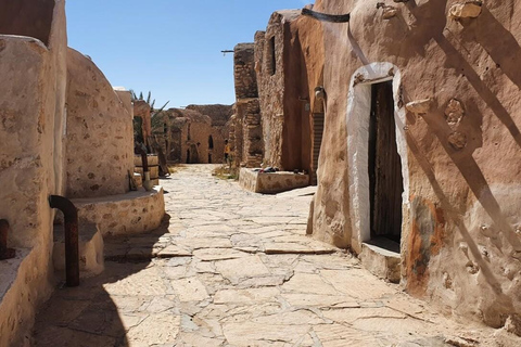 Full Day From Djerba: Ksar Ghilane Oasis & Star Wars Site by JEEP Day Trip from Djerba: Ksar Ghilane Oasis & Star Wars Site by JEEP