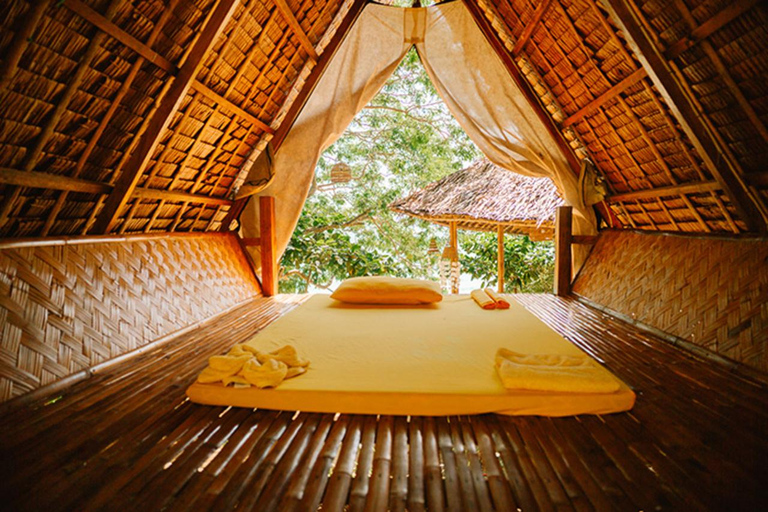 El Nido–Coron Boat Expedition with Cultural Experience El Nido to Coron Boat Expedition with Cultural Experiences