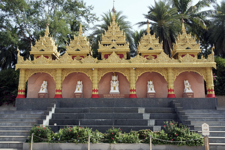 Mumbai : Visite des grottes de Kanheri et de la pagode Global Vipassana