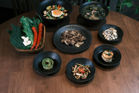 De la forêt à la table : un voyage culinaire hansik à SéoulDe la forêt à la table : un voyage culinaire Hansik à Séoul