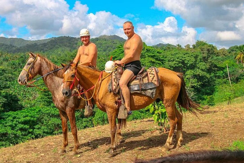 Punta Cana Adventures: buggies, passeios a cavalo e tirolesaAventuras em Punta Cana: buggies, passeios a cavalo e tirolesa