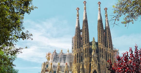 Barcelona: Sagrada Familia Guided Tour