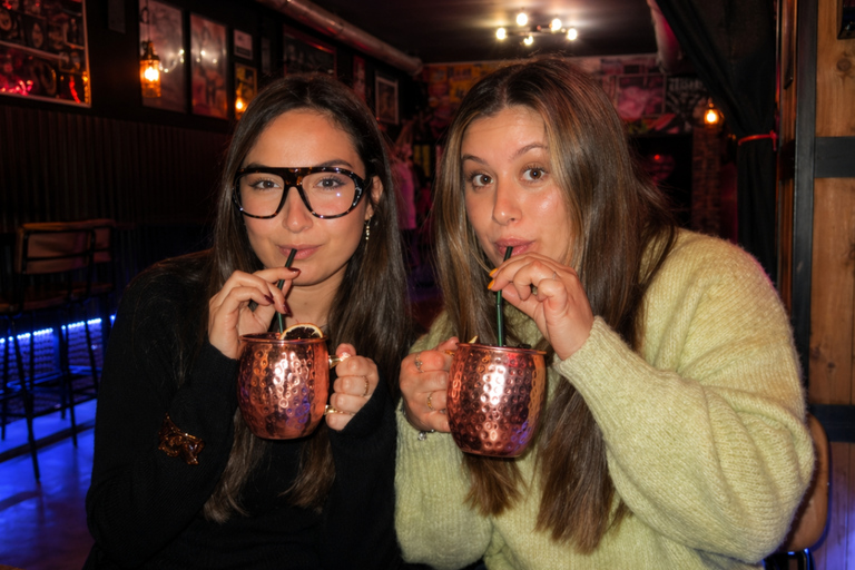 Cocktail Class in Madrid: Shake, Drink & Party