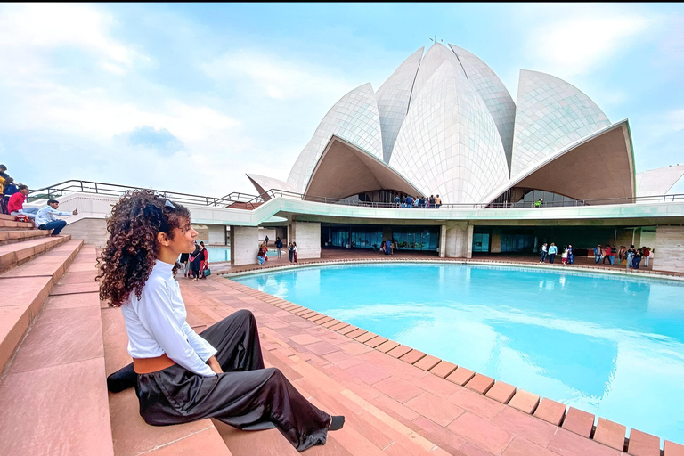 Excursión de 8 horas por los Templos y Lugares Espirituales de DelhiGuía en directo + Coche AC