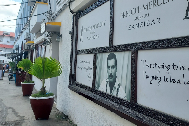 Zanzibar: Stone Town Guided Tour with Market Visit