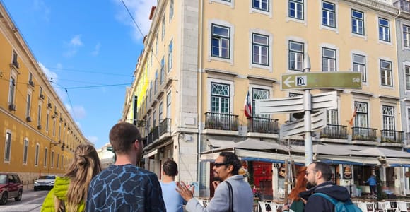 Lisbon: City Highlights Guided Walking Tour