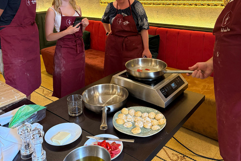 Segredos napolitanos: aula de massa e tiramisù para amantes da gastronomiaSegredos Napolitanos: Aula de Massa e Tiramisù para quem curte comida