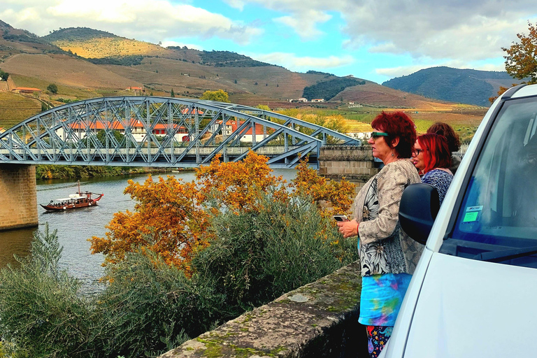 Douro Valley: Private Wine Tour with Lunch