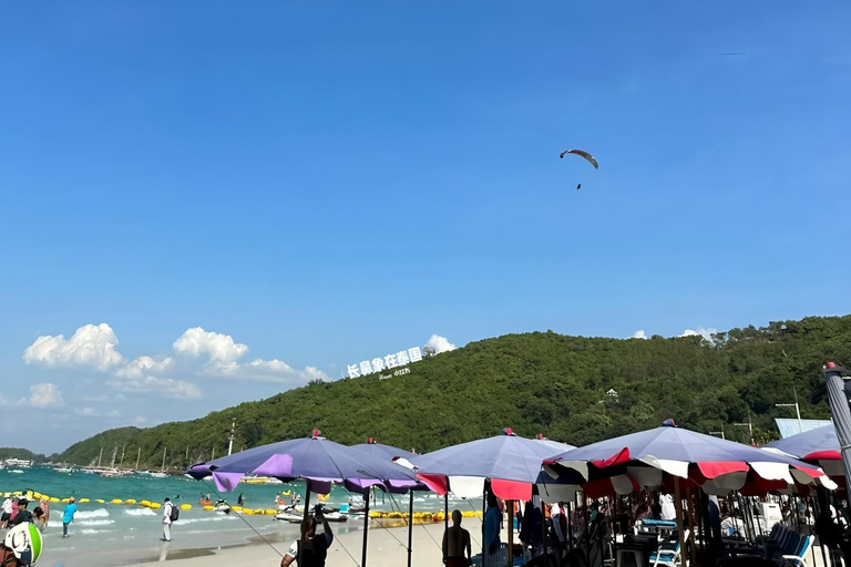 Pattaya Koh Larn Island: Tandem Paragliding Flight Trip Silver Tandem Paragliding Flight – 20 Minutes of Sky-High