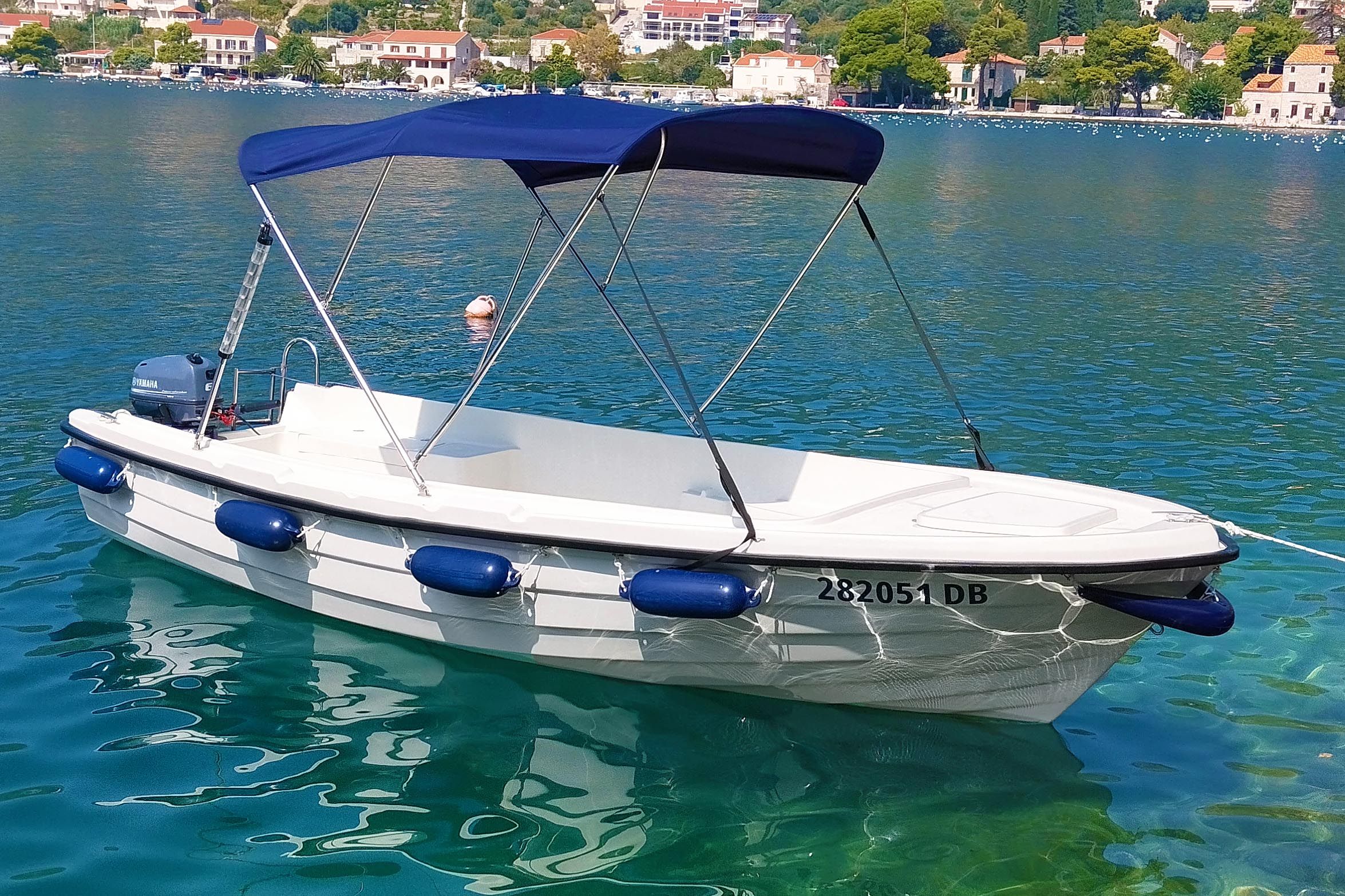 Dubrovnik: Miete ein einfaches Boot ohne Führerschein