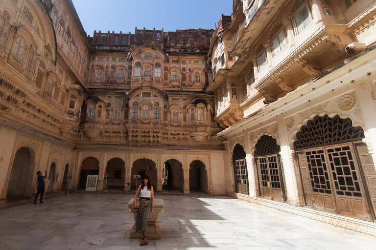 Guided Pvt Tour: Jodhpur Fort, Blue City, Clock Tower & More Jodhpur Unveiled : Guided Tour of Highlights & Hidden Gems