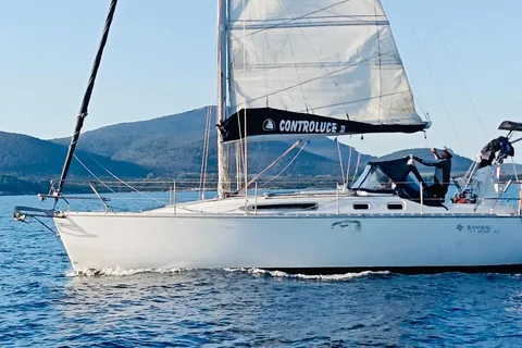Alghero: Day trip on a sailing boat