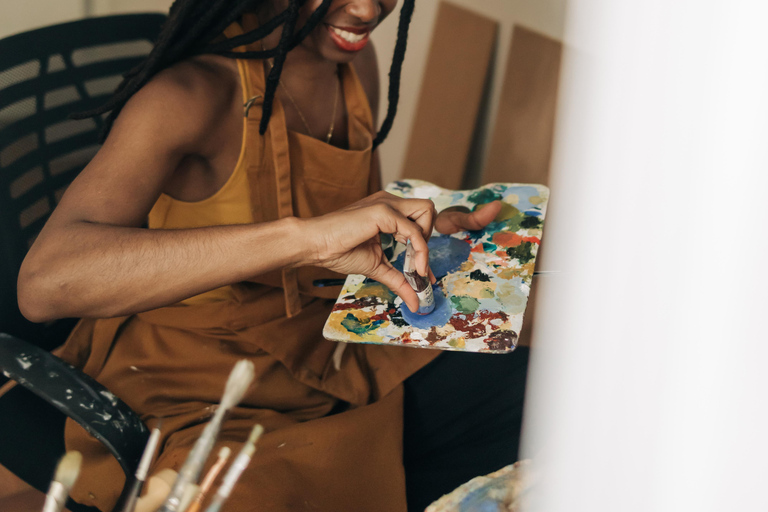 Paint & Sip Tea: Botanical Illustration in São Paulo Studio