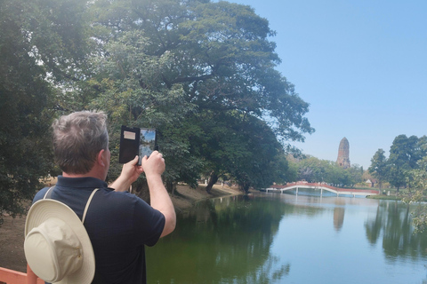 Ayutthaya: Guided Historical Park Bike Tour with Lunch