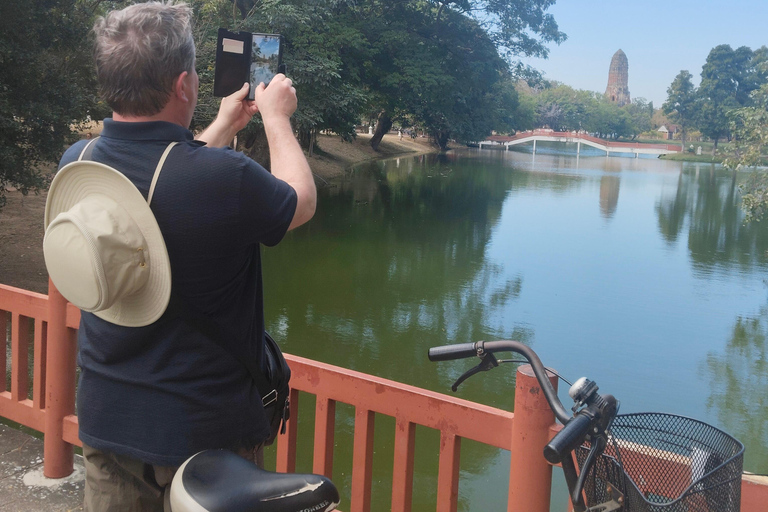 Ayutthaya: Guided Historical Park Bike Tour with Lunch