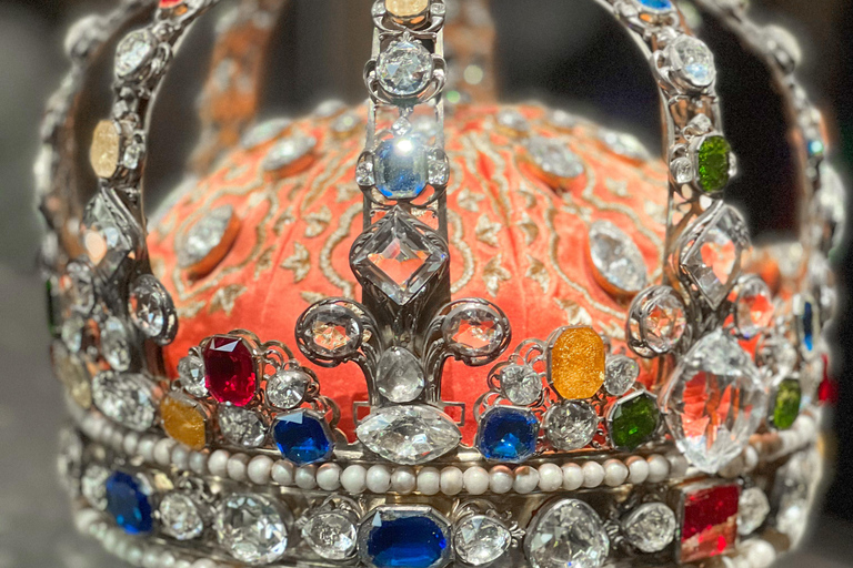 París: Visita guiada en PORTUGUÉS al Louvre-semiprivada