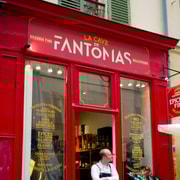 Degustação de ostras e vinho branco no coração de Montmartre