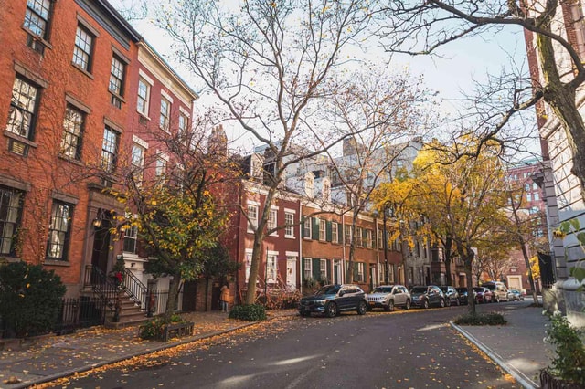 NYC: Exclusive West Village Speakeasy & Gangsters Tour