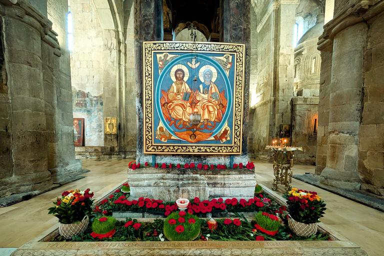 Tbilisi: Mtskheta, Jvari, Chronicles, Sameba Church & Wine