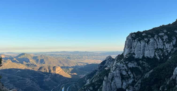 Montserrat Afternoon tour with boys choir and cable car
