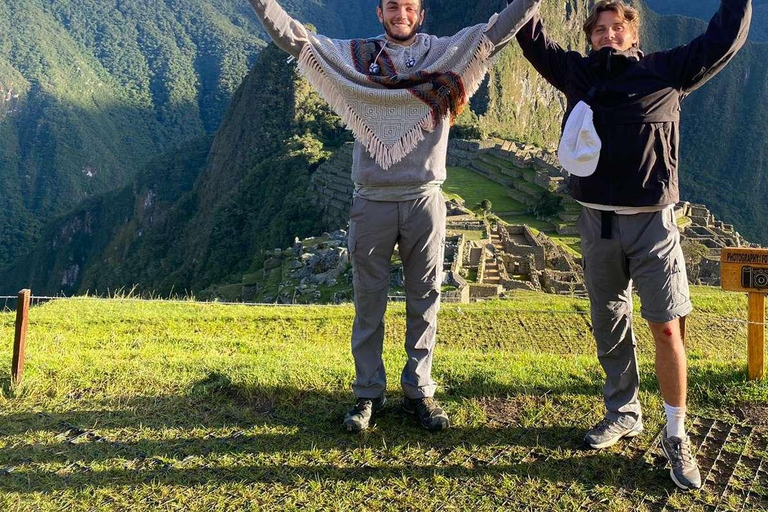 From Lima: Fantastic Peru with Machu Picchu 5 Days-4 Nights