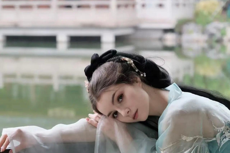 Hangzhou: Traditional Makeover & Photoshoot Experience