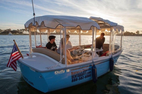 San Diego: Private Snug Harbor Duffy Boat RentalDuffy-bootverhuur van 90 minuten