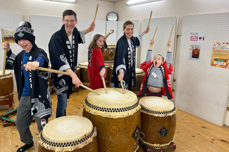 Osaka Kyoto Kobe： Authentic Taiko Drumming Experience Kyoto Studio
