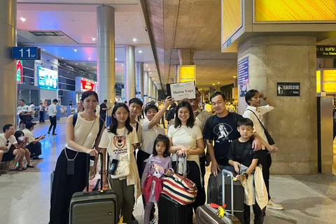 Recogida y entrega en el Aeropuerto Internacional Tan Son Nhat