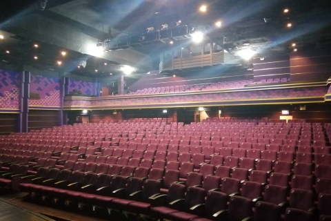 Simon Cabaret Phuket Show inclusief tickets en transferVIP-stoel en ophalen bij Kata, Kamala