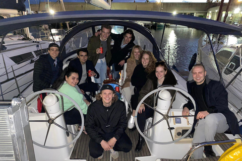 Barcelona: Sunset Boat Trip with Cava Wine and Snacks Sunset: Shared Tour with Cava, Drinks and Snacks