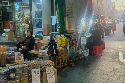 Private day at your leisure in Seoul with a French-speaking guide Free day in private Seoul with English-speaking guide
